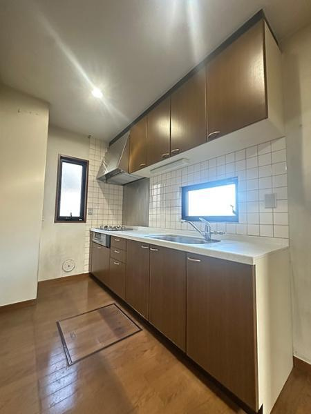 川崎市宮前区西野川3丁目 中古戸建のキッチン