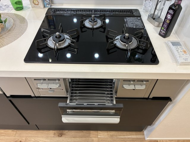アルスたまプラーザＴ-ＭＯＤＥのキッチン|グリル付きコンロ