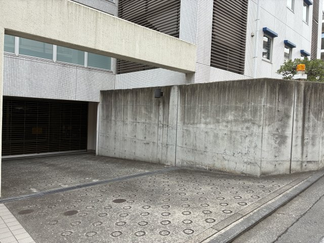 アルスたまプラーザＴ-ＭＯＤＥの駐車場