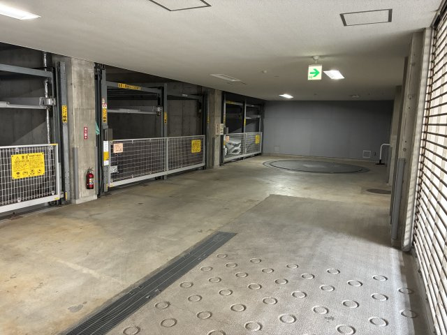 アルスたまプラーザＴ-ＭＯＤＥの駐車場