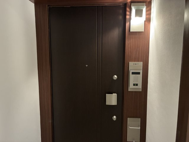 アルスたまプラーザＴ-ＭＯＤＥの玄関