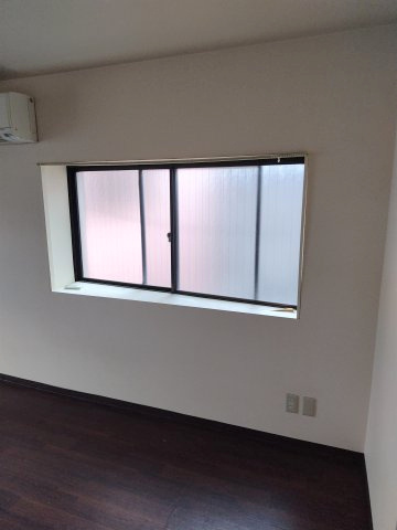 ６６５８１　岐阜市住吉町店舗の内装