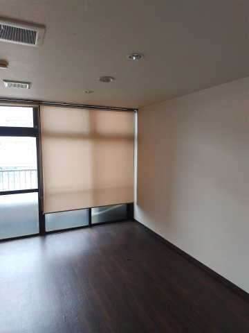 ６６５８１　岐阜市住吉町店舗の内装