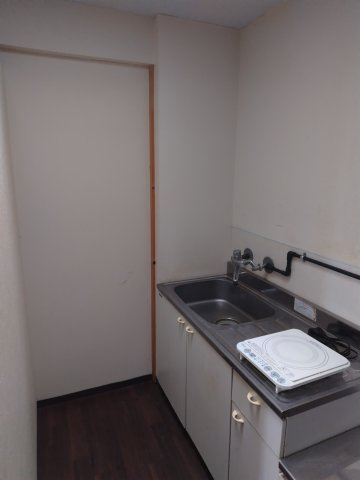 ６６５８１　岐阜市住吉町店舗のキッチン
