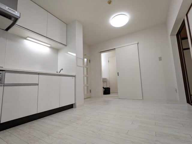 ユーコート南与野の居間・リビング|ゆったりとした居間です