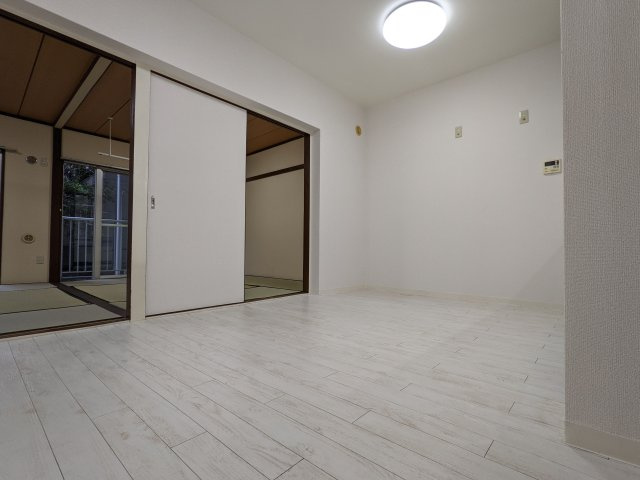 ユーコート南与野の居間・リビング|ゆったり過ごせるリビングです