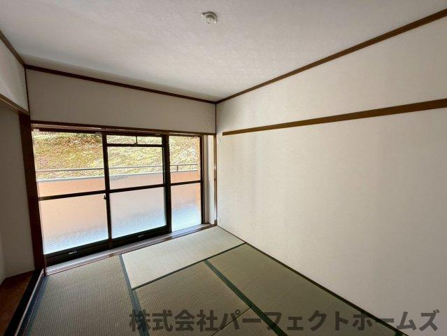 ライオンズマンション枚方の和室|明るい和室です