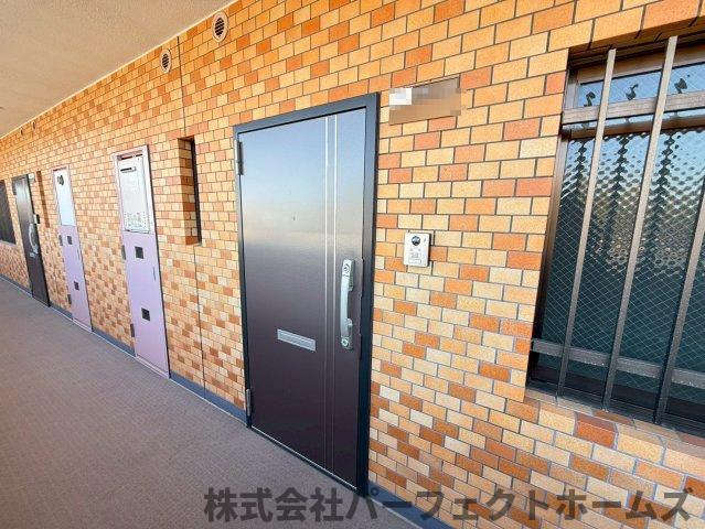 ライオンズマンション枚方の玄関|ゆったりとした玄関です