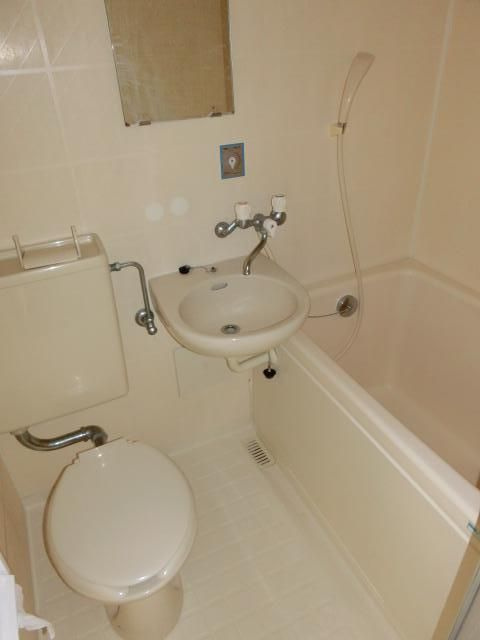 コーポシバタの浴室