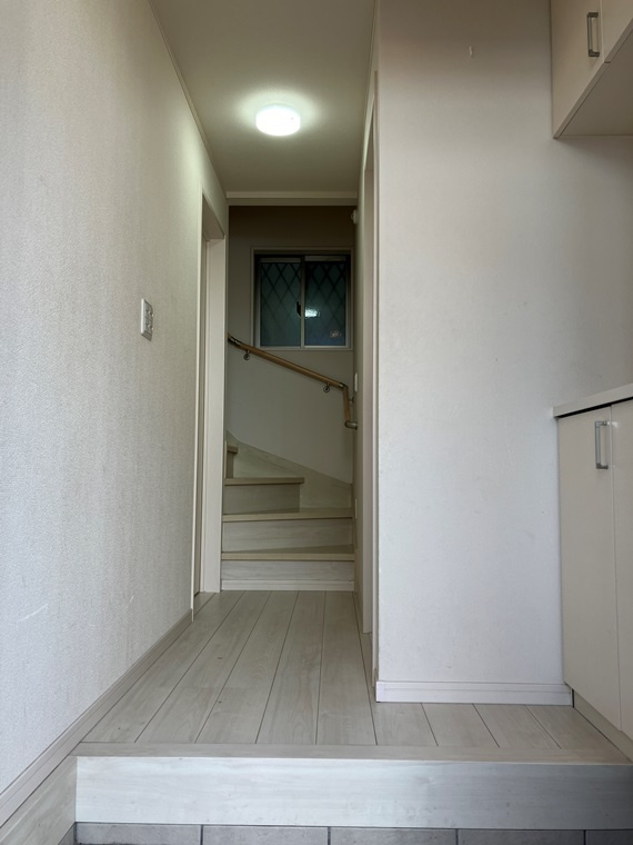 瀬ヶ崎戸建のロビー|毎日通るロビーはこのようになっています
