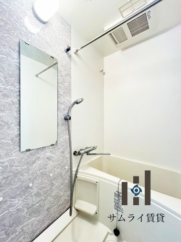 エスリード上前津テルツェの浴室