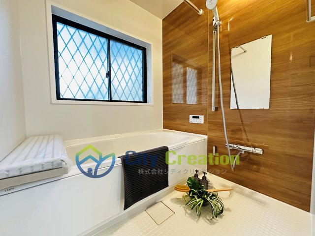 中郡大磯町西小磯　広々リフォーム戸建　の浴室