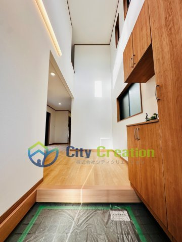 中郡大磯町西小磯　広々リフォーム戸建　の玄関