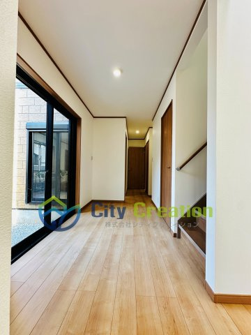 中郡大磯町西小磯　広々リフォーム戸建　の洋室