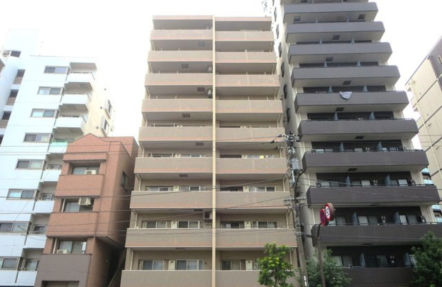 アリュージュ南千住の外観