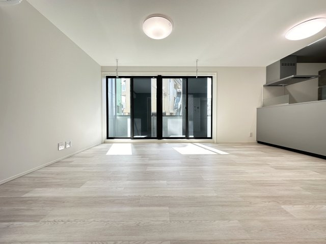 Proud秦南の居間・リビング