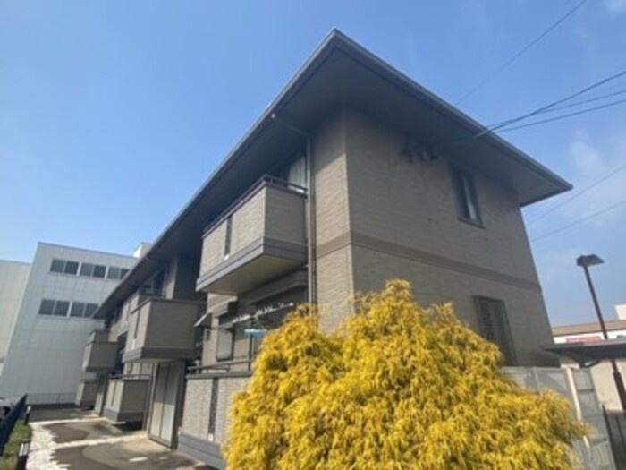 セジュール名和