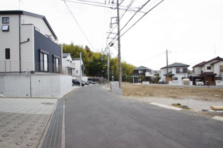 【前面道路含む現地写真】 | 【仲介手数料無料！！】川崎市麻生区細山4丁目　新築戸建て（全5棟）1号棟　4580万円 | 令和８年２月１６日撮影　建築中