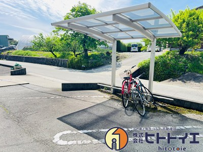 アジュールのその他共用部分|駐輪場です