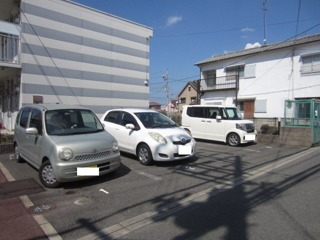 【駐車場】