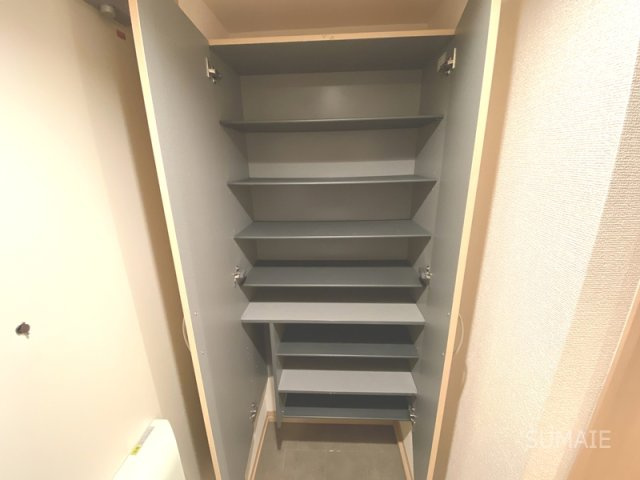 クレストール　北館の収納|玄関収納☆