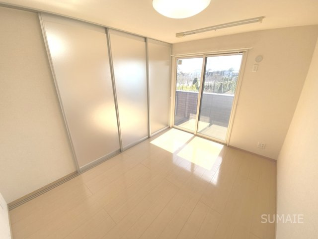 クレストール　北館の寝室|リビング横6.0帖洋室☆彡