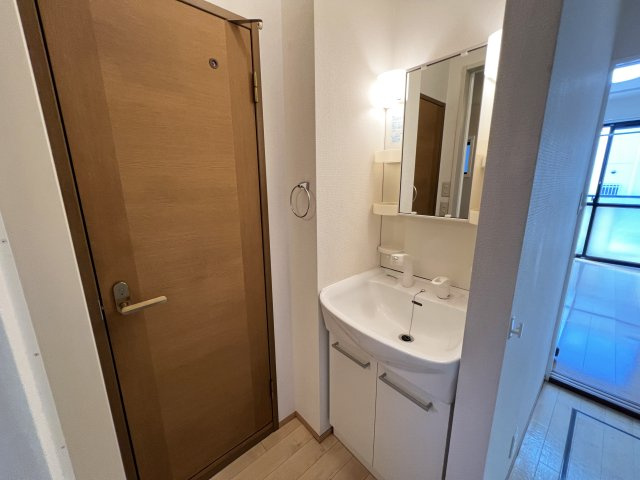 kanada A棟の独立洗面台