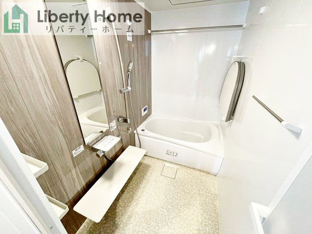 守谷市松前台1丁目　中古戸建の浴室