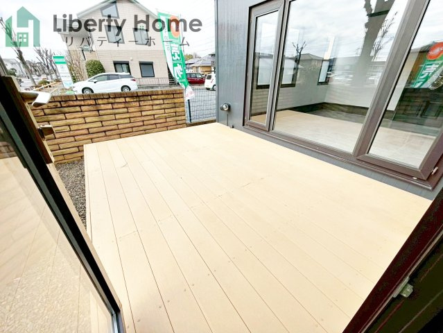 守谷市松前台1丁目　中古戸建のバルコニー