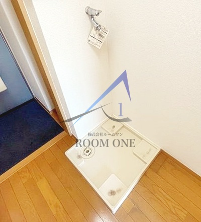 ＹＫＬ　ＦＬＡＴの設備|洗濯機置き場です。