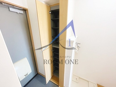 ＹＫＬ　ＦＬＡＴの玄関|玄関です。