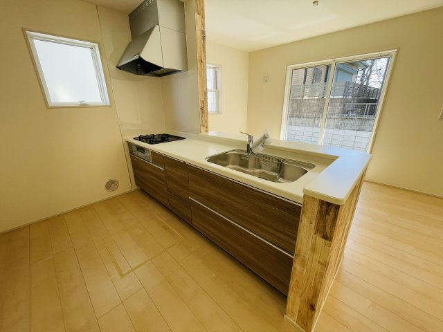 【キッチン】 | 深谷市上柴町東第3　リーブルガーデン　新築戸建　全2棟　1号棟