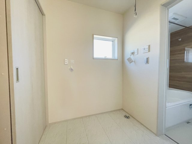 【ランドリースペース】 | 深谷市上柴町東第3　リーブルガーデン　新築戸建　全2棟　1号棟