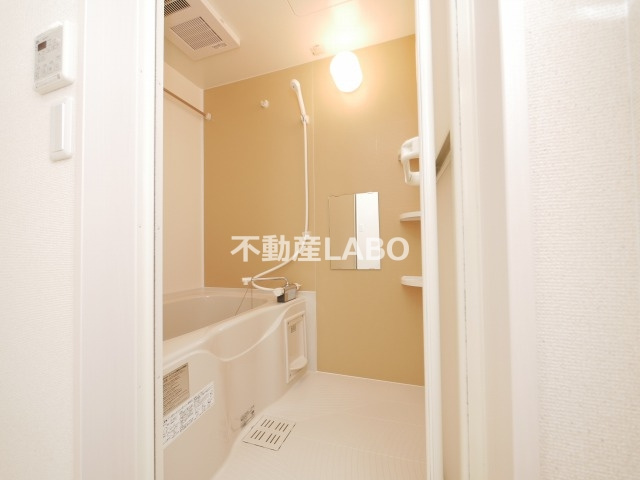 フジパレス湯里Ⅲ番館の浴室