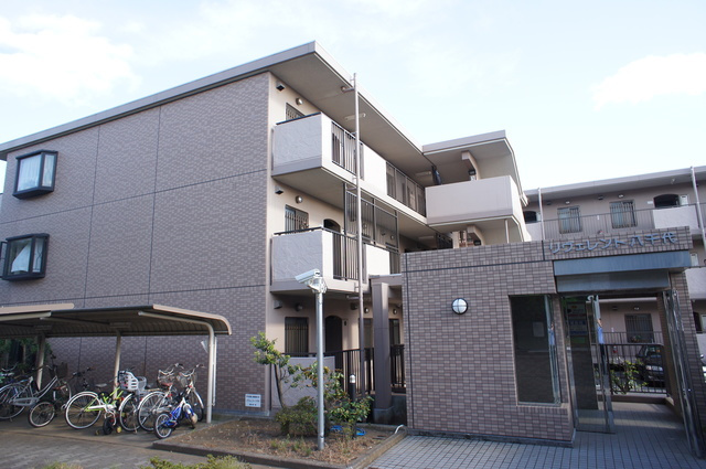 リヴェレント八千代