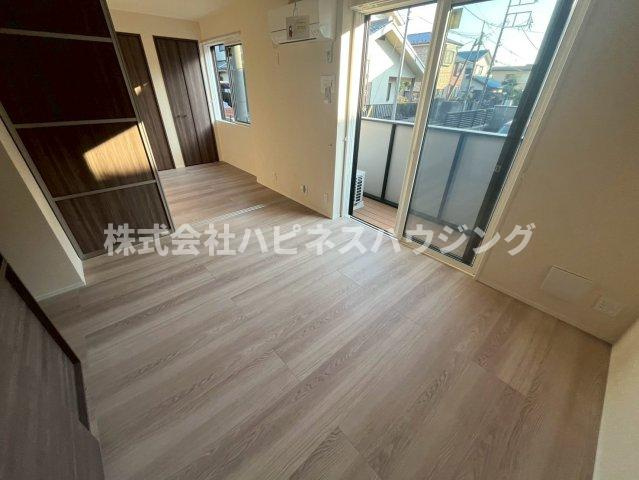 ﾙｶﾞｰｾｸﾞｰﾛ　LugarSeguroの居間・リビング