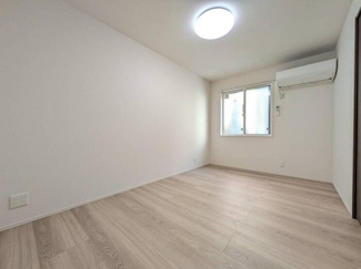 【寝室】 | マーレ・カルモ