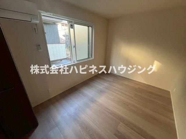 ﾙｶﾞｰｾｸﾞｰﾛ　LugarSeguroの洋室