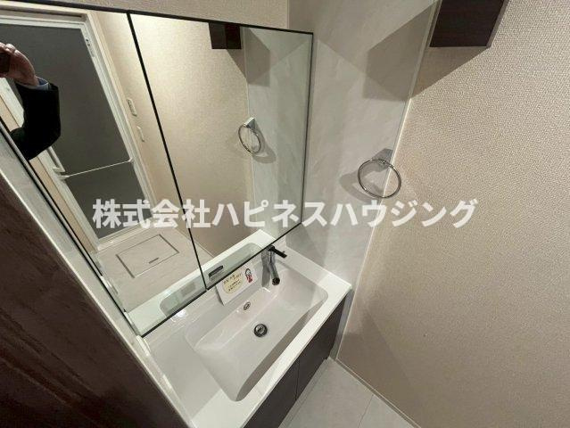 ﾙｶﾞｰｾｸﾞｰﾛ　LugarSeguroの独立洗面台