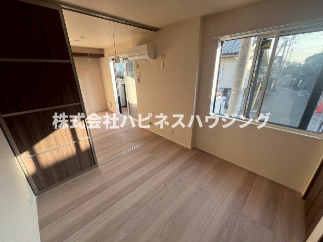 ﾙｶﾞｰｾｸﾞｰﾛ　LugarSeguroの居間・リビング