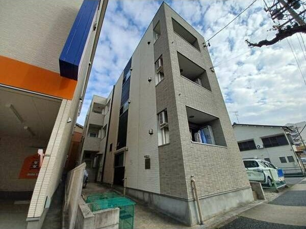 カーネルビレッジの外観