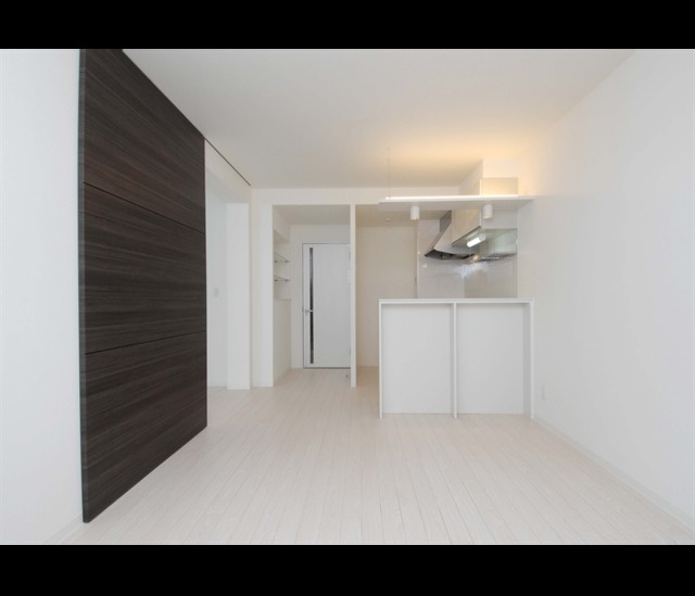 bianco luceの居間・リビング|写真はイメージです。
色仕様は現況優先になります。