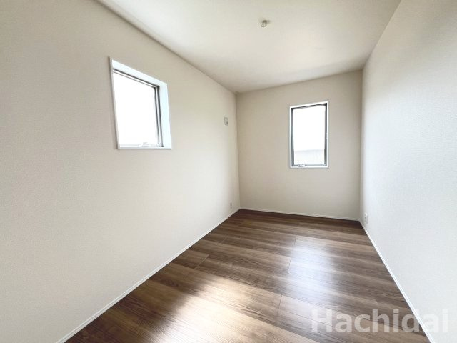 碧南第66照光町　新築住宅＜4号棟＞の洋室|南側5.44帖洋室