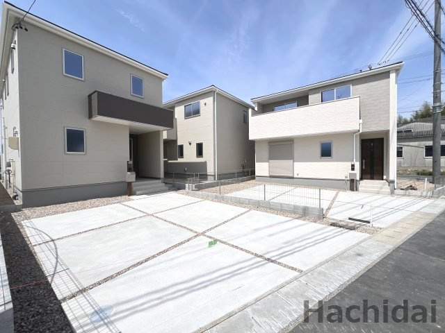 碧南第66照光町　新築住宅＜4号棟＞の外観|前面道路は交通量も少ない為、周りに気にせずラクラク駐車して頂けます♪
