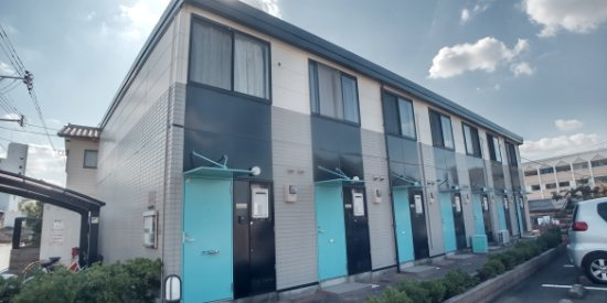 レオパレスパイン・アベニューの外観