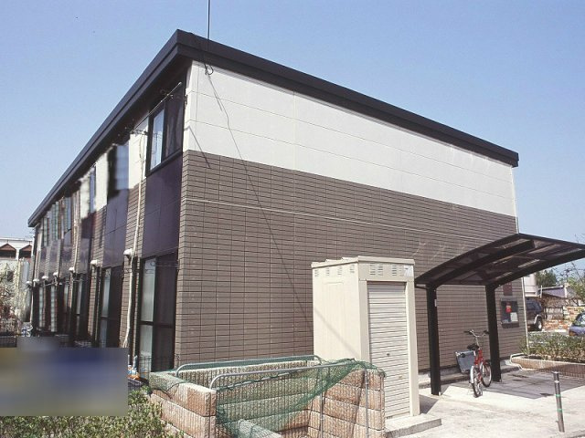 レオパレスパイン・アベニューの外観