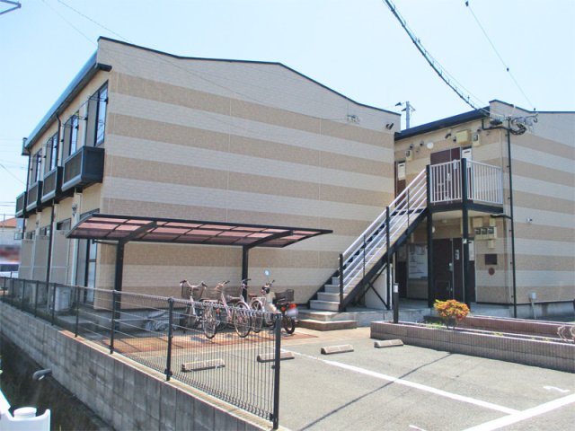 レオパレスＰｒｅｇｉｏの外観