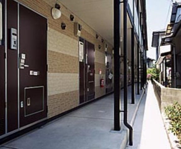 レオパレスＲｏｓｅＫｕｒａｔａのその他|共用部分は清掃業者が清掃しております。