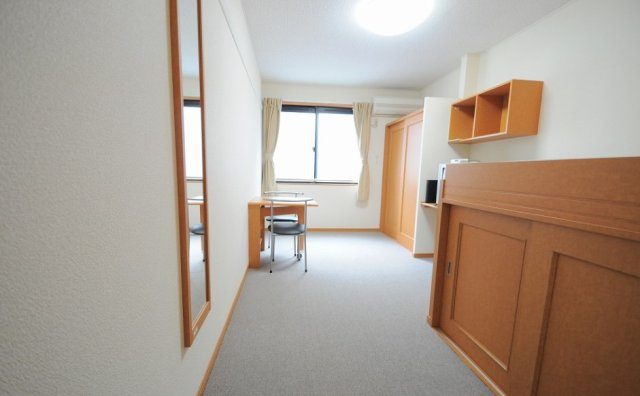 レオパレス大塚の居間・リビング