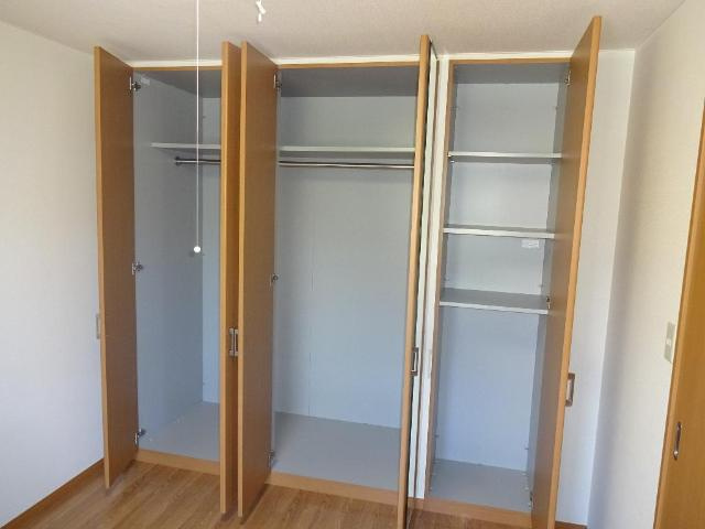 コーポ中の谷の収納|クローゼット（イメージ）